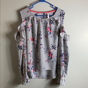 Floral Cutout shoulder top, cottage core